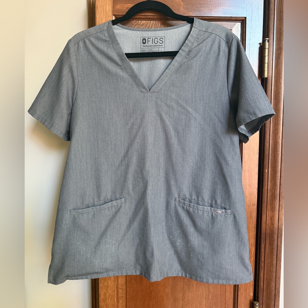 Figs Charcoal V-Neck Scrub Top